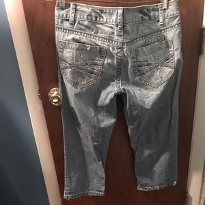 Aeropostale cropped/Capri jeans bling crown size 9